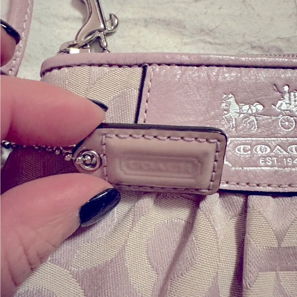👛Coach wristlet - Picture 2 of 7